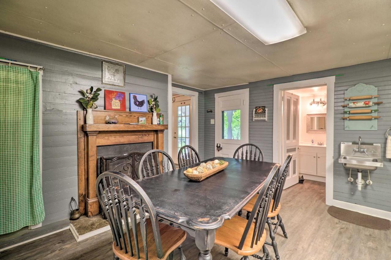 Lil Red Hen Cottage In The Boone Area With Hot Tub West Jefferson Dış mekan fotoğraf