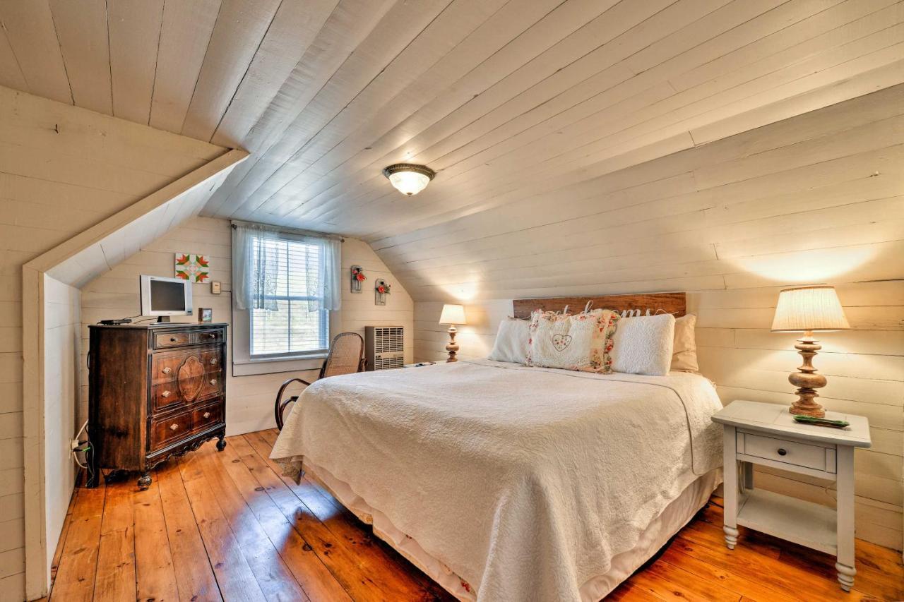 Lil Red Hen Cottage In The Boone Area With Hot Tub West Jefferson Dış mekan fotoğraf
